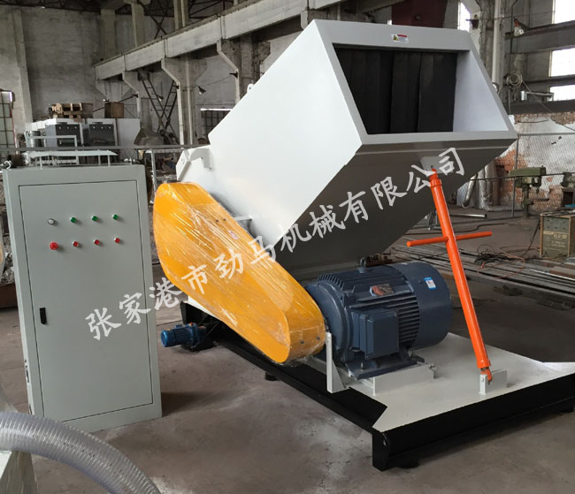 勁馬機(jī)械的管材破碎機(jī)非常暢銷!